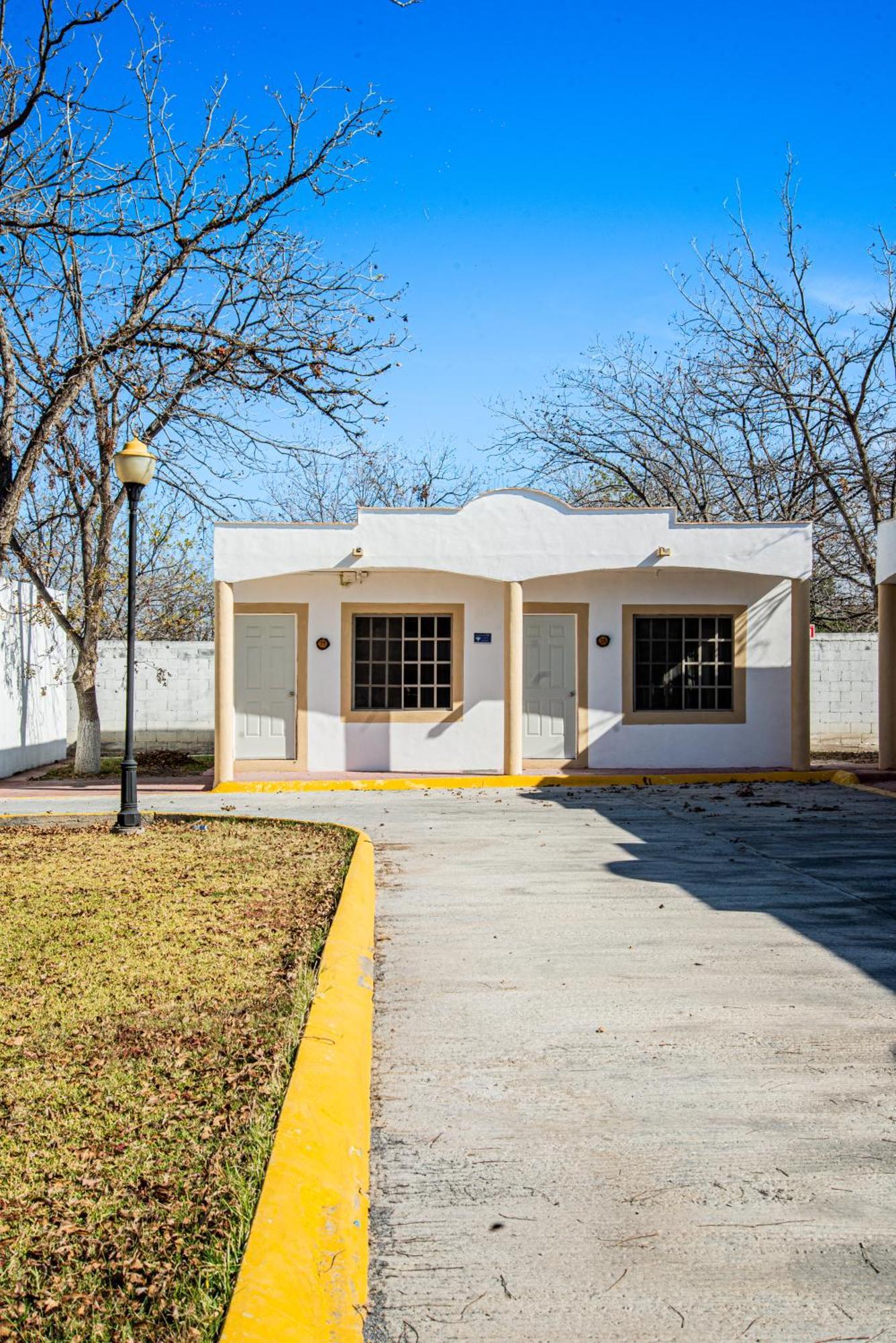 Hotel Pueblo Viejo Parras de la Fuente Exterior foto